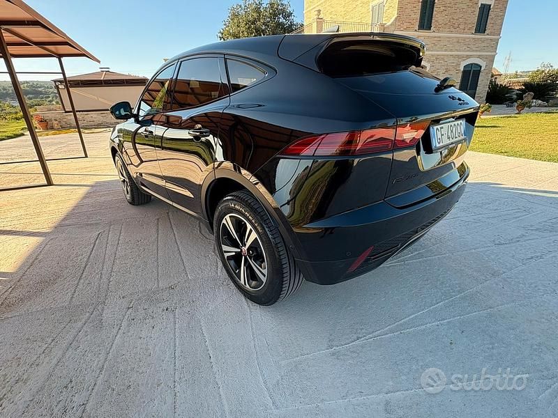Usata Jaguar E-Pace 160 CV (117 kW) 2021 Nero SUV