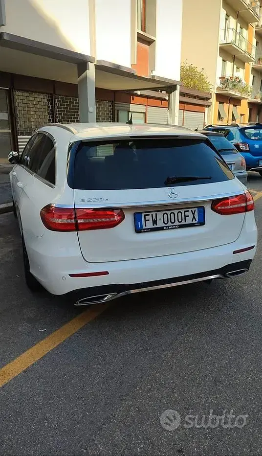 Usata Mercedes E220 194 CV (142 kW) 2019 Bianco Station wagon