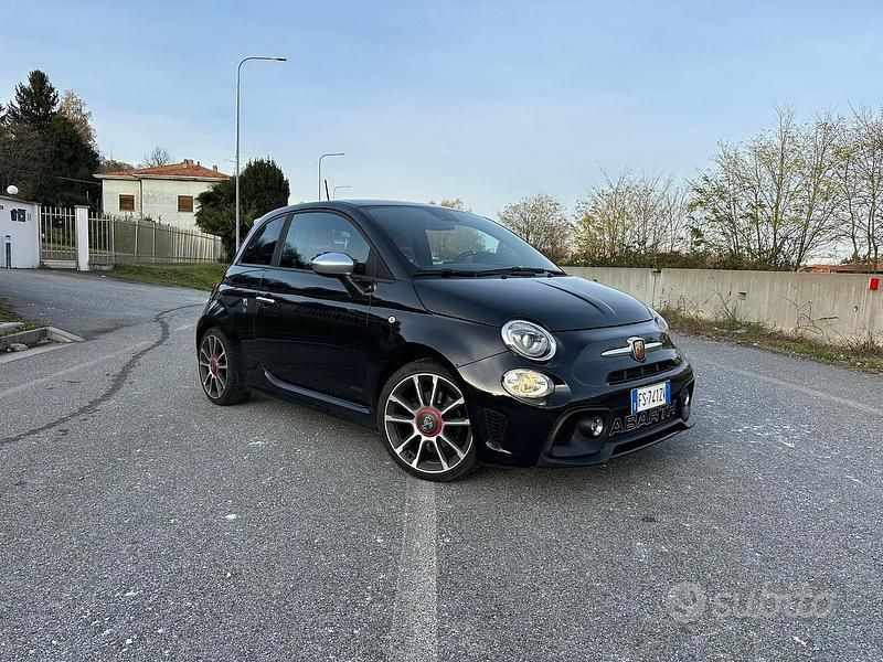 Nero Usata 2018 Abarth 595 Turismo Due volumi | 16.000 € (Buon prezzo) - Immagine 1/4