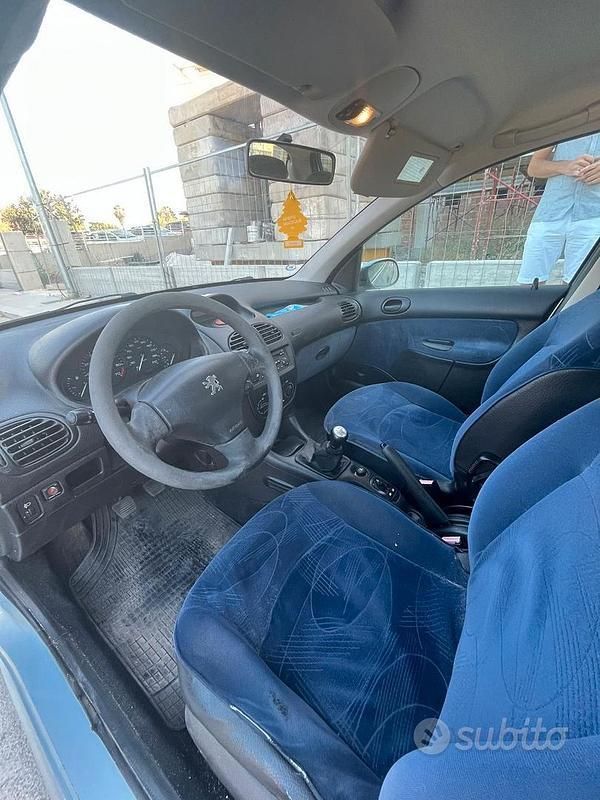 Usata Peugeot 206 60 CV (44 kW) 2002 Utilitaria