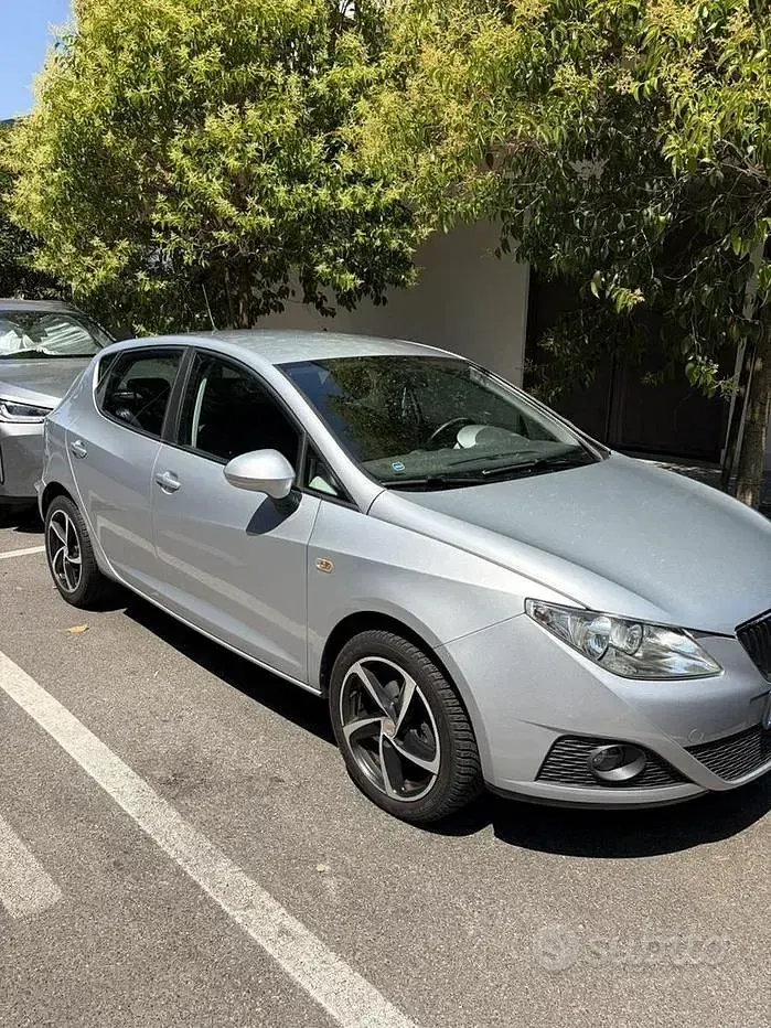 Usata Seat Ibiza Style 86 CV (63 kW) 2009 Berlina