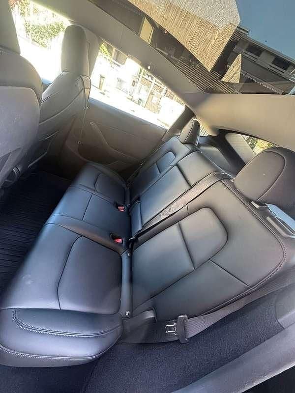 Usata Tesla Model Y RWD 88 kW (120 CV) 2024 Nero SUV