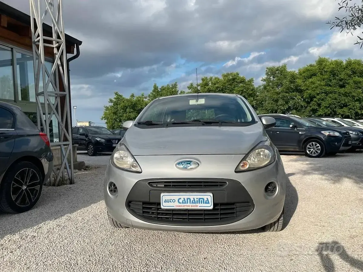Usata Ford Ka Titanium 75 CV (55 kW) 2010 Grigio Utilitaria