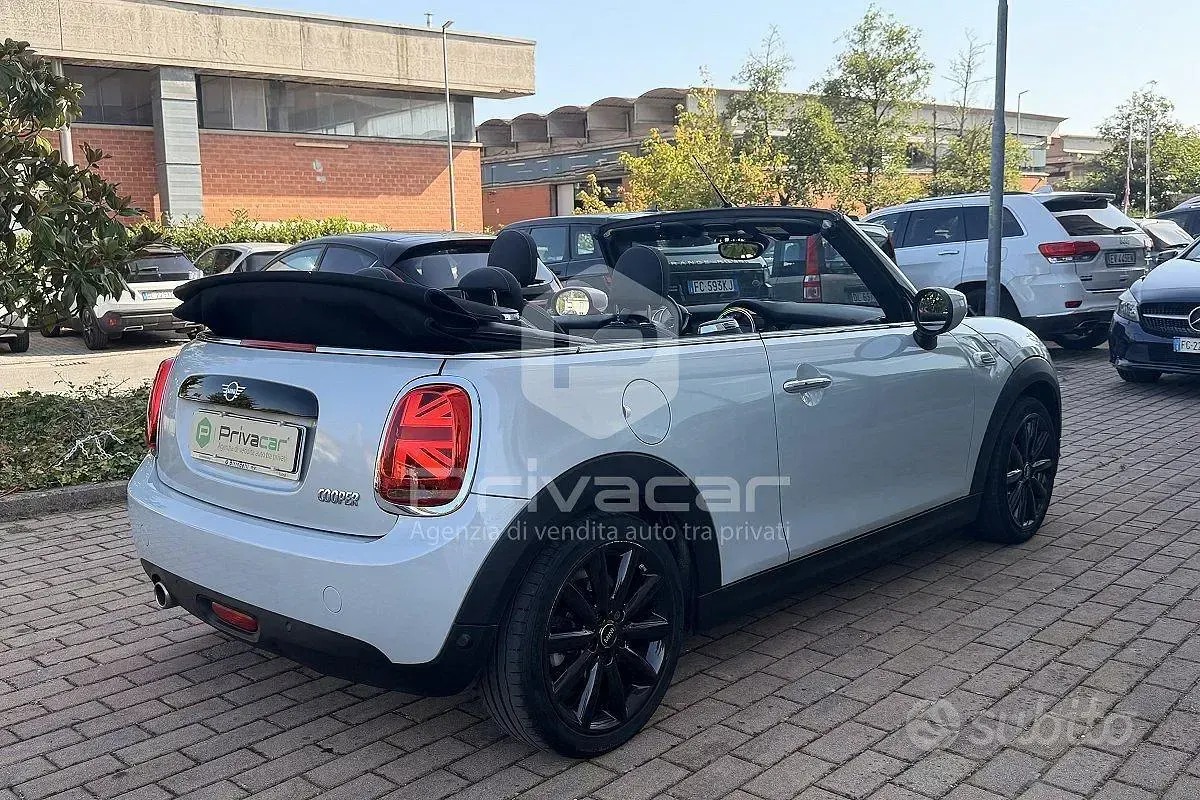 Usata Mini Cooper Cabriolet 136 CV (100 kW) 2020 Grigio Cabrio