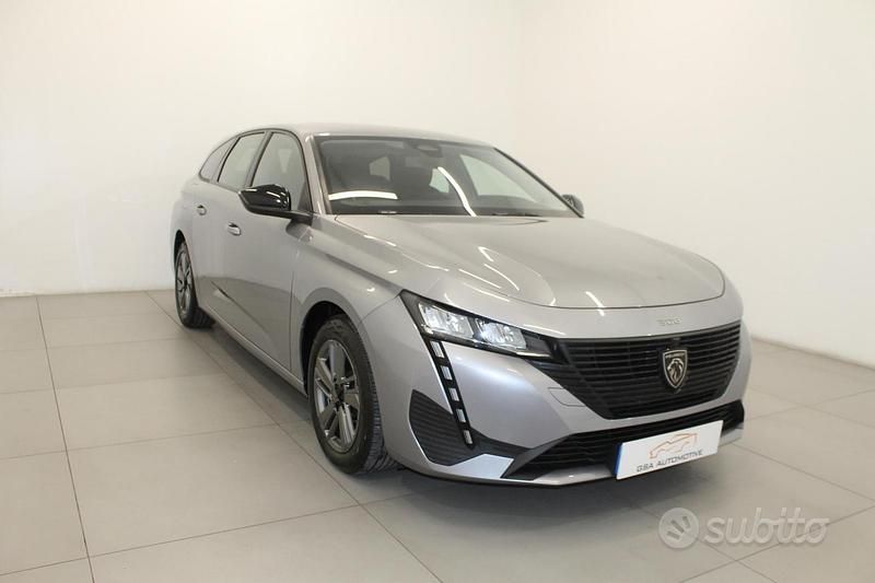 Usata Peugeot 308 SW Active 130 CV (95 kW) 2022 Grigio Station wagon