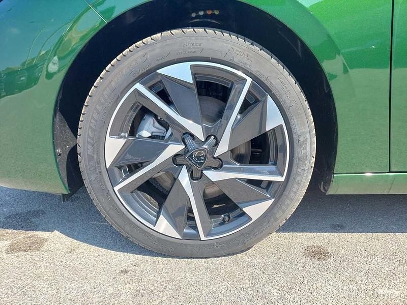 Nuova Peugeot 308 Allure 135 CV (99 kW) 2025 Verde Berlina
