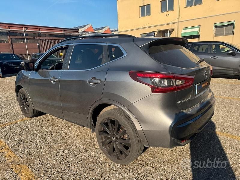 Usata Nissan Qashqai N-TEC 116 CV (85 kW) 2020 Grigio SUV