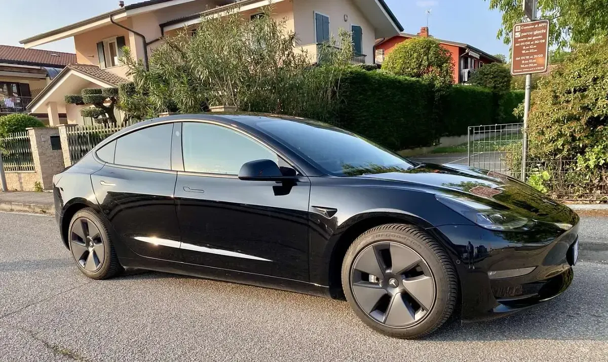 Usata Tesla Model 3 Performance 152 kW (208 CV) 2021 Nero Berlina
