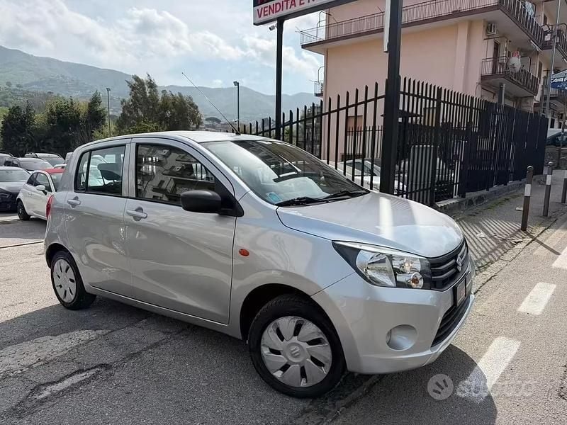 Usata Suzuki Celerio 68 CV (50 kW) 2016 Grigio Utilitaria
