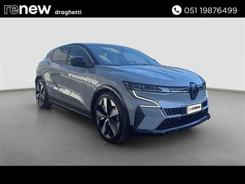 Usata Renault Megane E-Tech Techno 161 kW (220 CV) 2022 Grigio Berlina