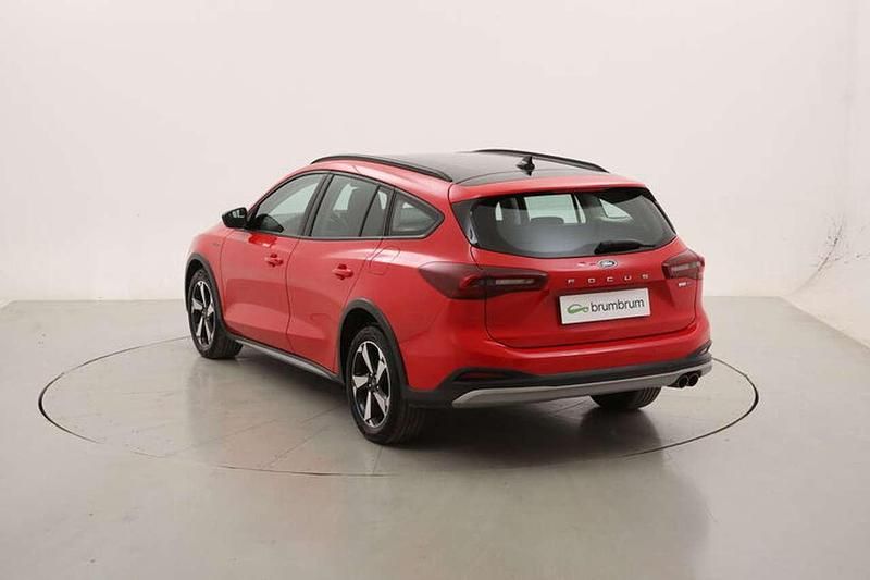 Usata Ford Focus Active 125 CV (91 kW) 2022 Rosso Station wagon