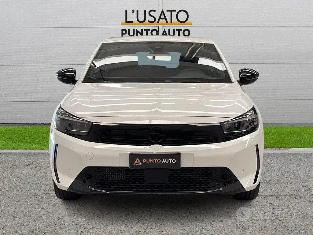 Usata Opel Corsa 101 CV (74 kW) 2025 Bianco Utilitaria