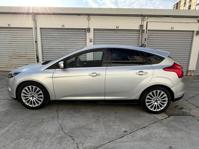 Usata Ford Focus Titanium 150 CV (110 kW) 2012 Argento Berlina
