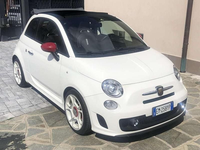 Usata Abarth 500C 140 CV (102 kW) 2012 Bianco Cabrio