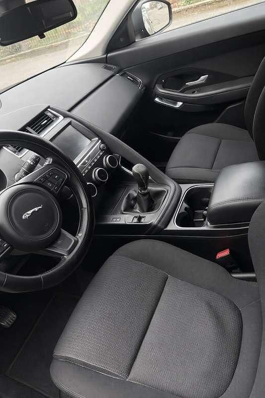 Usata Jaguar E-Pace R-Dynamic 150 CV (110 kW) 2018 Nero SUV