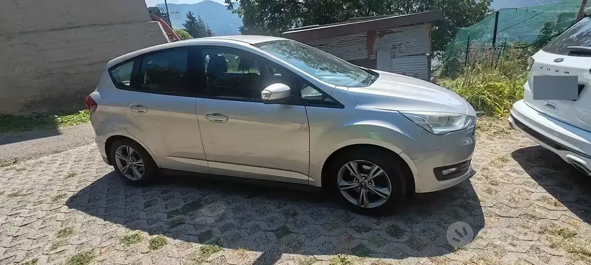 Usata Ford C-MAX 95 CV (69 kW) 2018 Grigio Monovolume