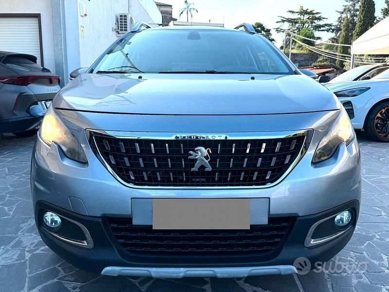Usata Peugeot 2008 S 101 CV (74 kW) 2018 Grigio SUV
