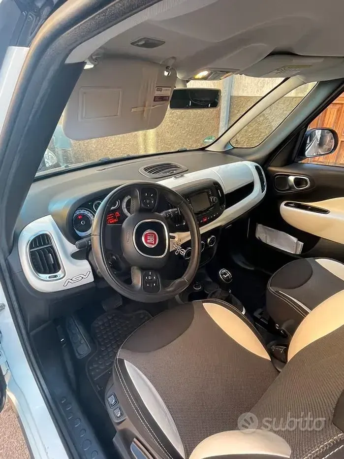 Usata Fiat 500L Trekking 85 CV (62 kW) 2015 Bianco Monovolume