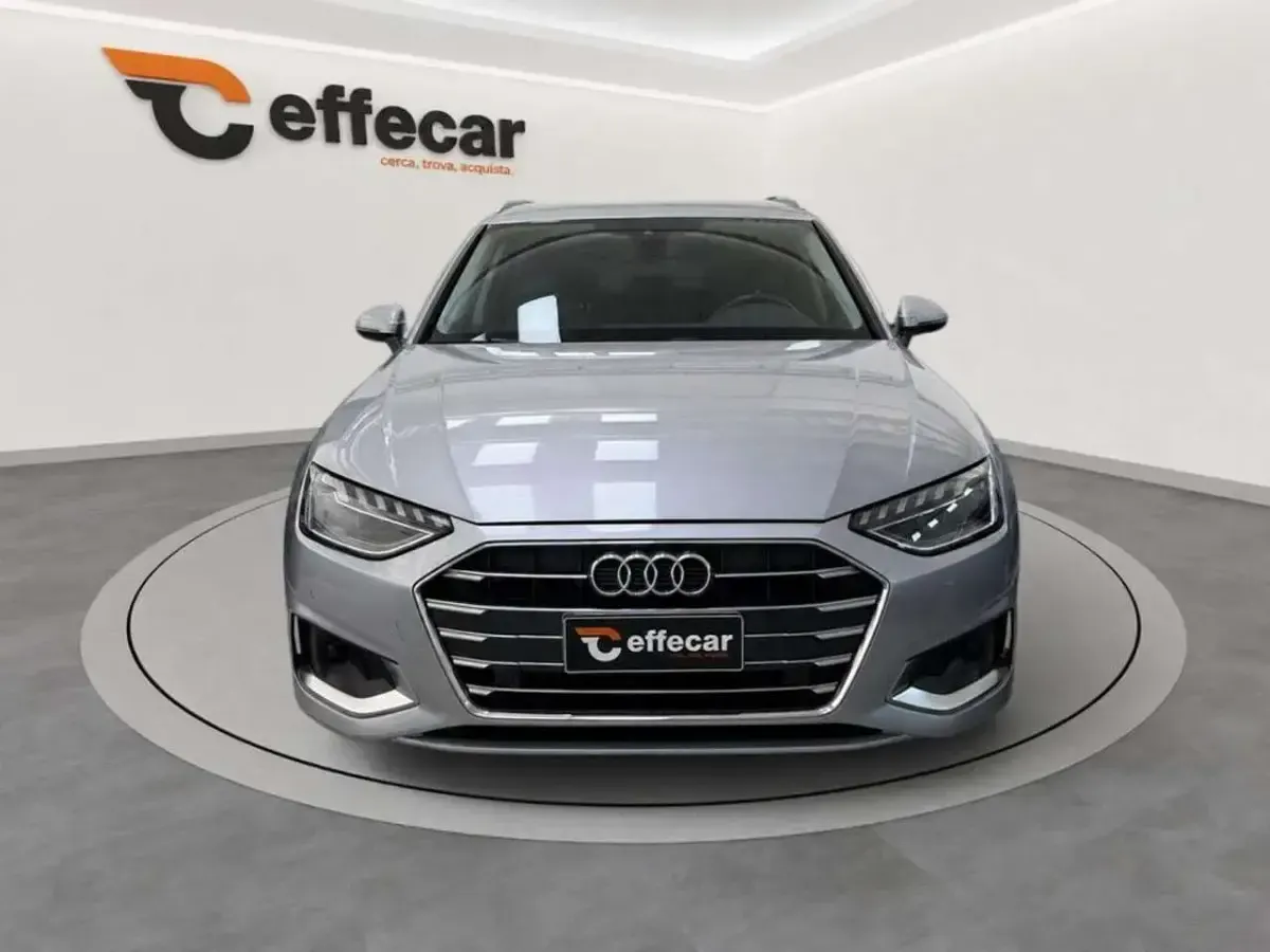 Usata Audi A4 Advanced 204 CV (150 kW) 2023 Argento Station wagon