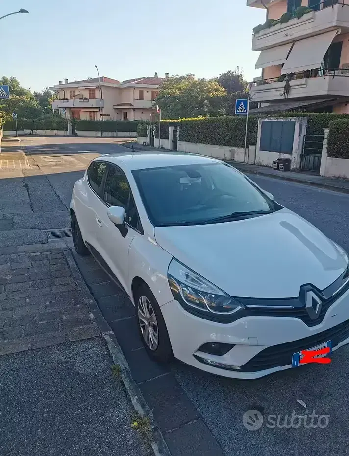Usata Renault Clio IV Life 90 CV (66 kW) 2017 Bianco Berlina