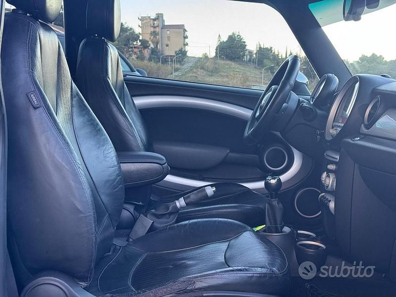 Usata Mini Cooper D 116 CV (85 kW) 2007 Blu Utilitaria