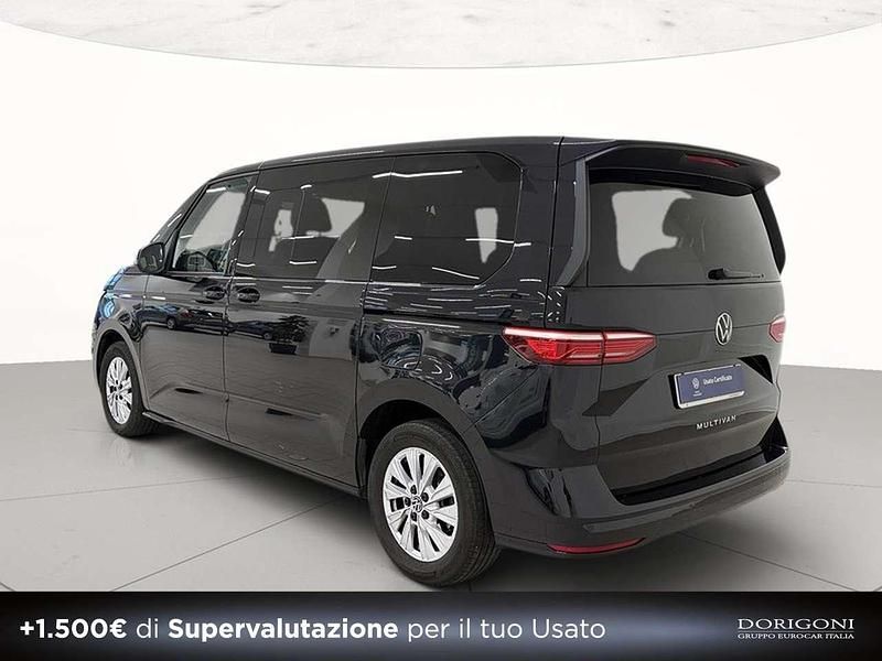 Usata VW Multivan 150 CV (110 kW) 2025 Deep black perlato Furgone