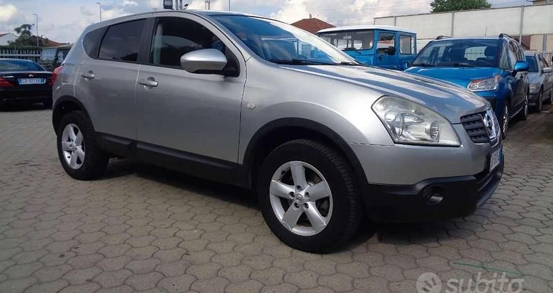 Usata Nissan Qashqai Tekna 117 CV (86 kW) 2008 Grigio SUV