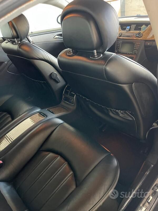 Occasion Mercedes CLS320 224 ch (164 kW) 2008 Noir Berline