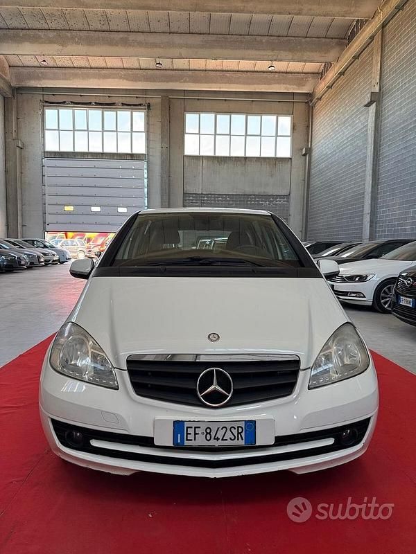 Usata Mercedes A160 Elegance 95 CV (69 kW) 2011 Bianco Berlina