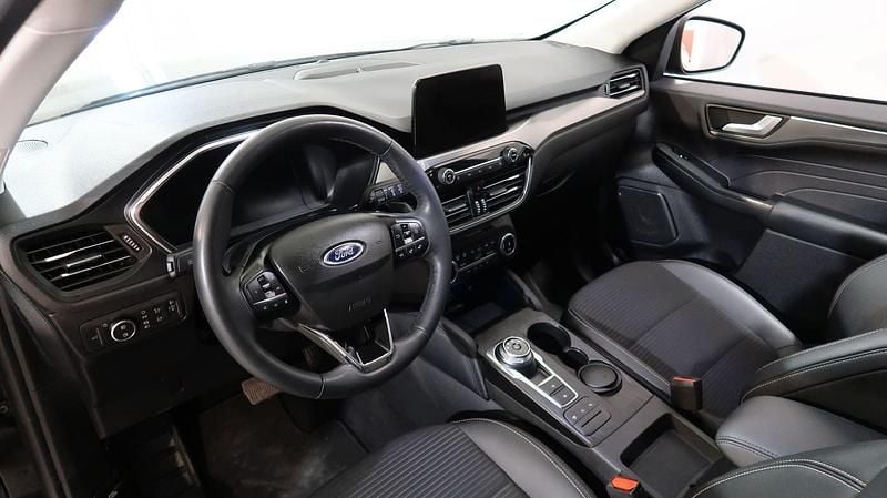 Usata Ford Kuga Titanium X 120 CV (88 kW) 2023 Nero SUV