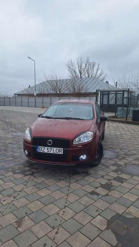 Usata 2009 Fiat Linea Active Tre volumi | 1750 € - Immagine 1/4