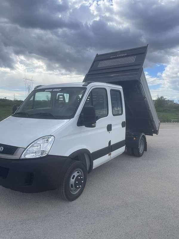 Usata Iveco Daily 150 CV (110 kW) 2011