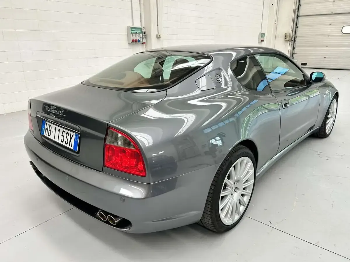 Usata Maserati Coupé 390 CV (286 kW) 2002 Grigio Coupé