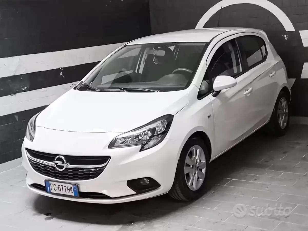 Usata Opel Corsa Cosmo 75 CV (55 kW) 2016 Bianco Utilitaria