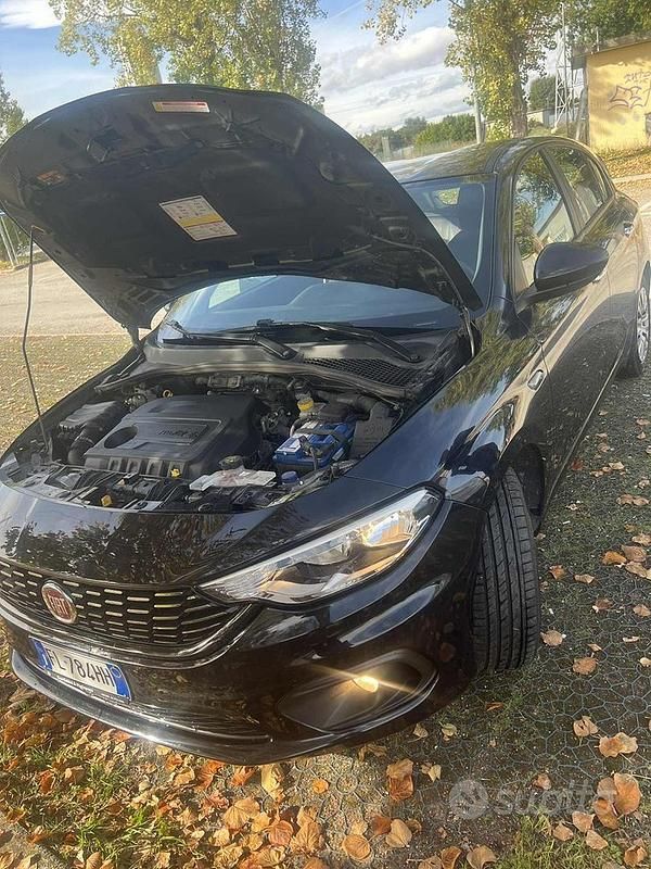 Usata Fiat Tipo 95 CV (69 kW) 2018 Nero Berlina