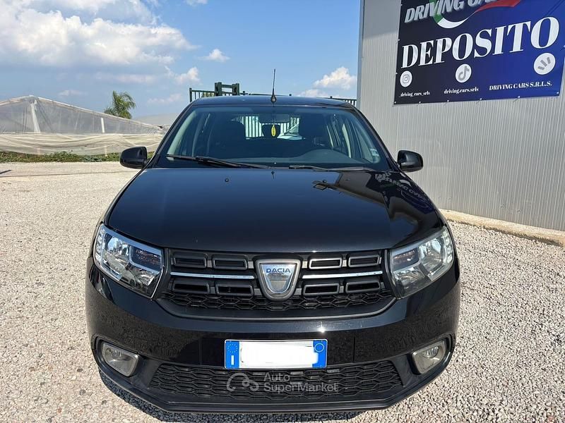Usata Dacia Sandero Comfort 75 CV (55 kW) 2020 Nero Utilitaria