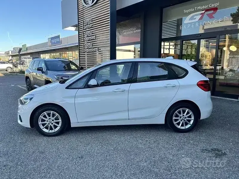 Usata BMW 216 Active Tourer Advantage 116 CV (85 kW) 2016 Bianco Monovolume