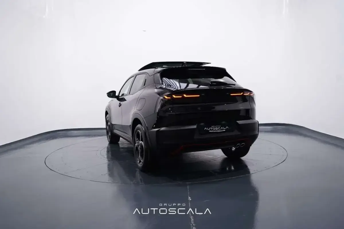 Nuova Alfa Romeo GT Junior Edizione Speciale 136 CV (100 kW) 2026 Nero tortona SUV