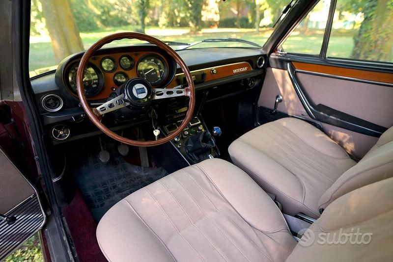Usata Lancia 2000 126 CV (92 kW) 1970 Rosso Coupé