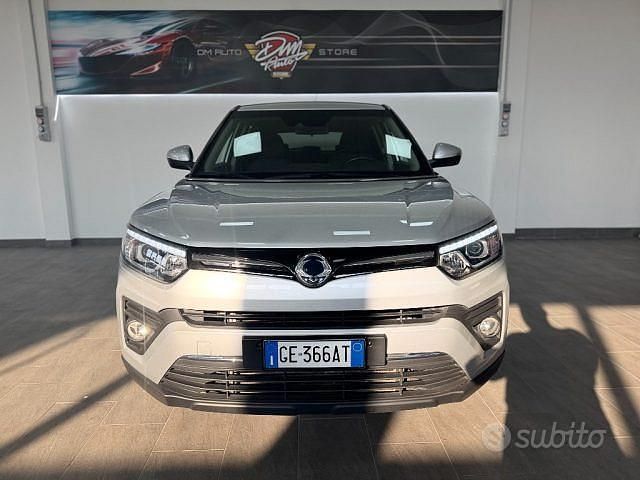 Usata Ssangyong (KGM) Tivoli 136 CV (100 kW) 2021 Grigio SUV