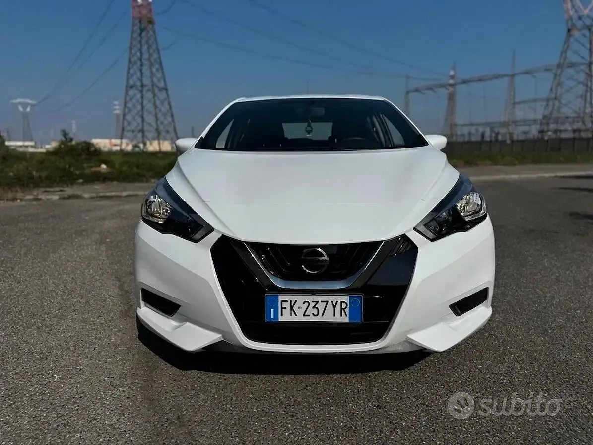 Usata Nissan Micra N-Connecta 90 CV (66 kW) 2017 Bianco Utilitaria