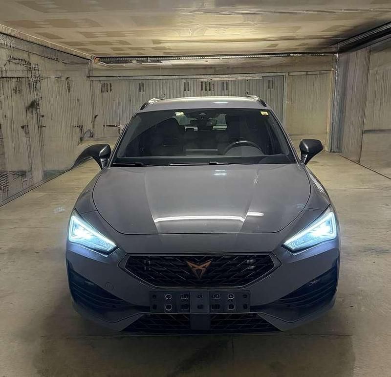 Usata Cupra Leon 150 CV (110 kW) 2021 Grigio Station wagon