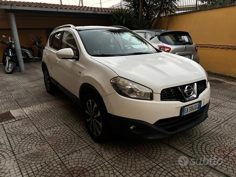 Usata Nissan Qashqai 115 CV (84 kW) 2010 Bianco SUV