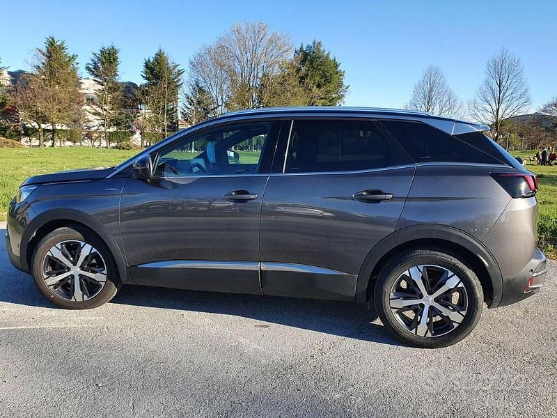 Usata Peugeot 3008 GT-line 120 CV (88 kW) 2018 Grigio SUV