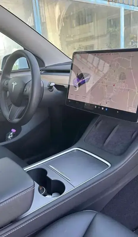 Usata Tesla Model Y 152 kW (208 CV) 2022 Bianco SUV