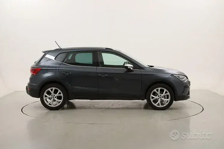 Usata Seat Arona FR 110 CV (80 kW) 2023 Grigio SUV