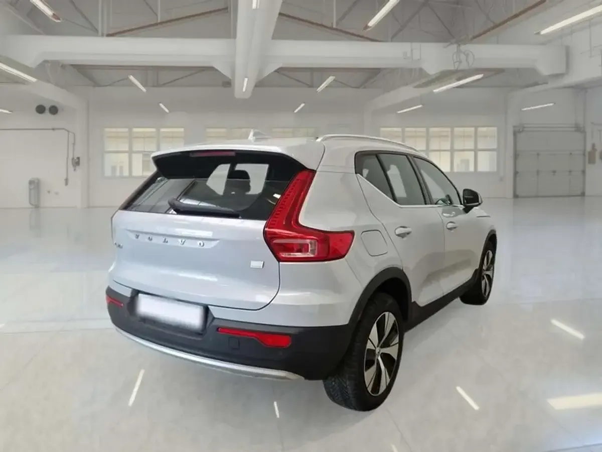 Usata Volvo XC40 Inscription 179 CV (131 kW) 2021 Grigio SUV