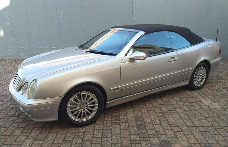 Usata Mercedes CLK230 Avantgarde 193 CV (141 kW) 2000 Grigio Cabrio