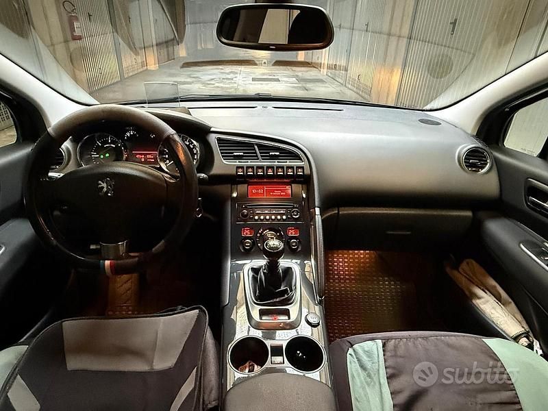 Usata Peugeot 3008 110 CV (80 kW) 2011 Nero Station wagon