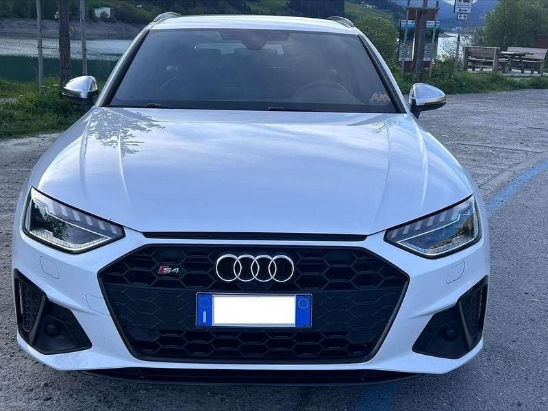 Usata Audi A4 Ambiente 341 CV (250 kW) 2021 Station wagon